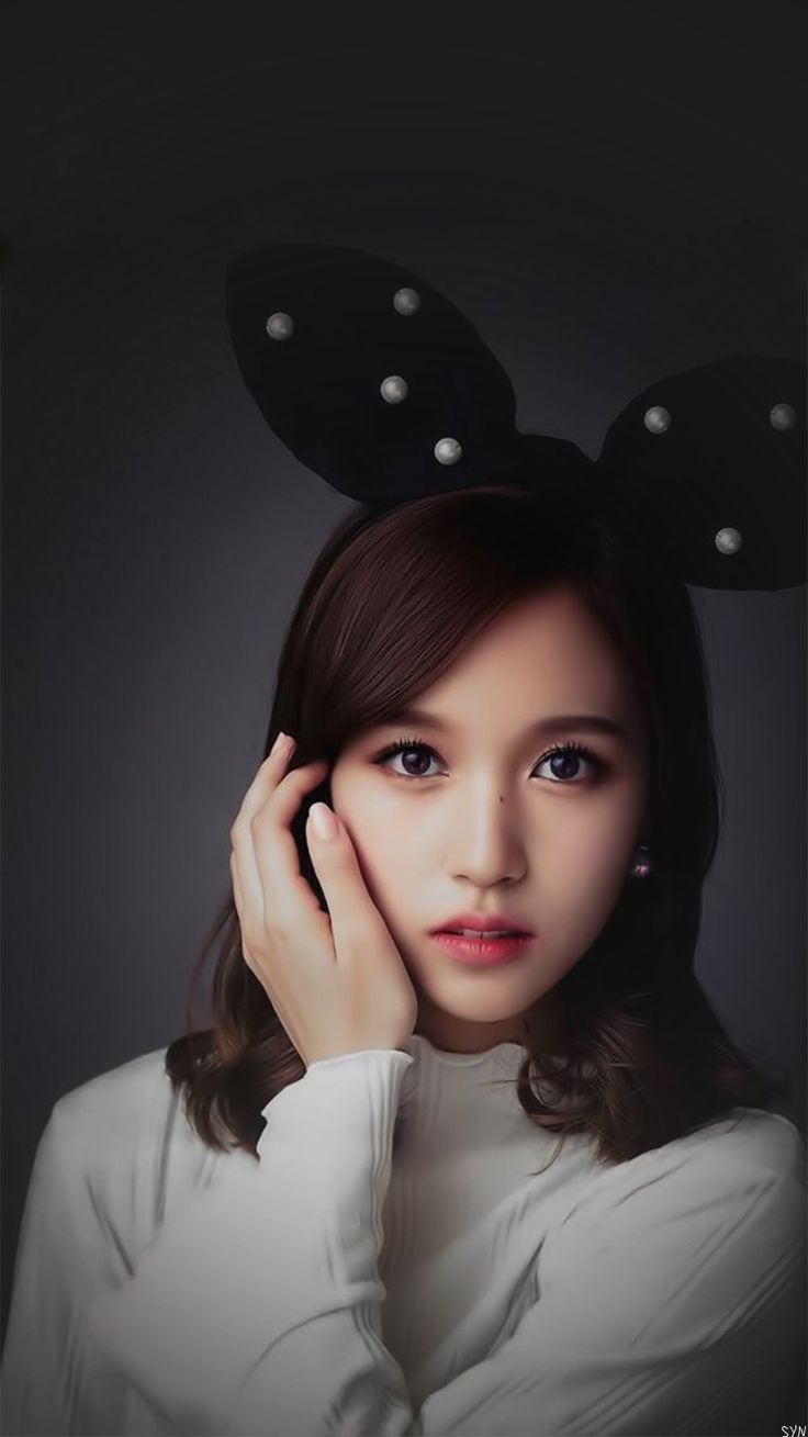 736x1309 Minari Wallpaper