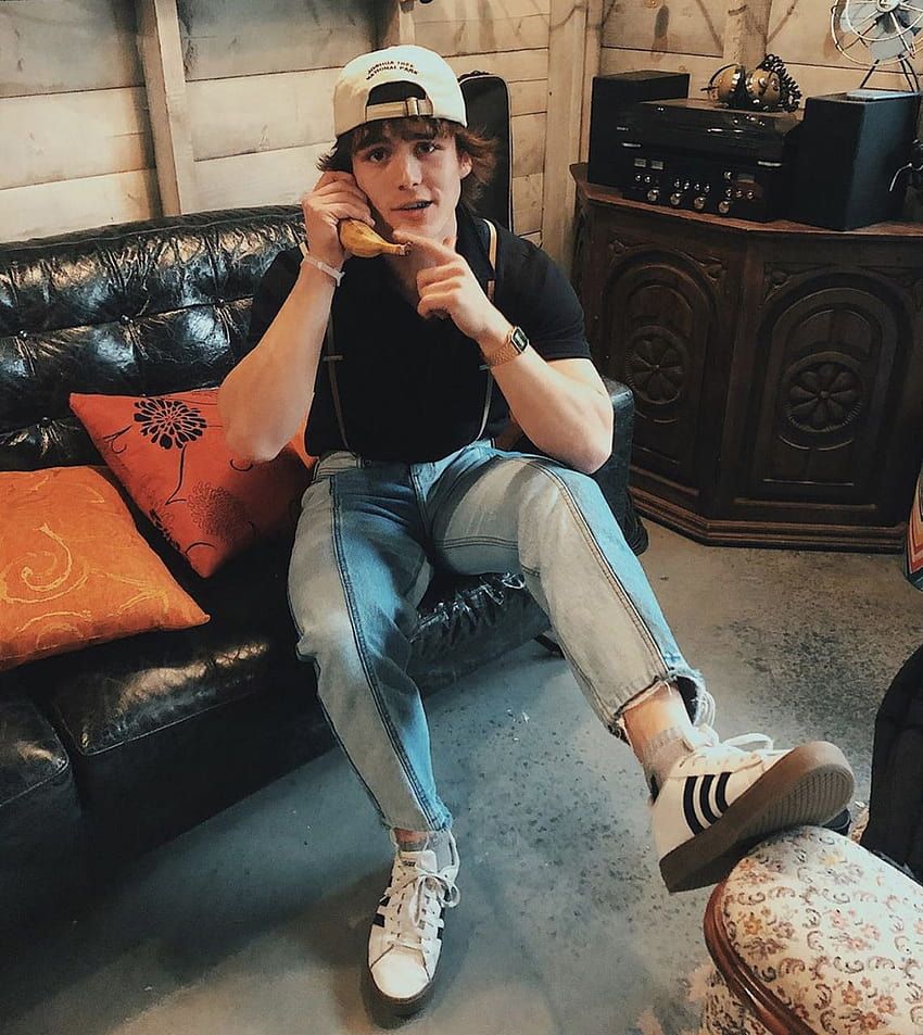 850x953 charlie gillespie HD phone wallpaper