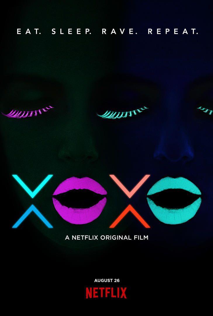 729x1080 XOXO Netflix Wallpaper