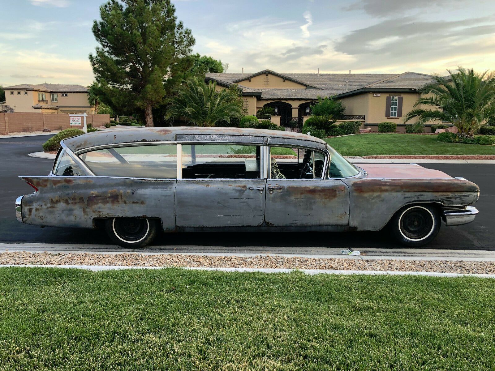 1600x1200 Grab this 1960 Cadillac hearse just