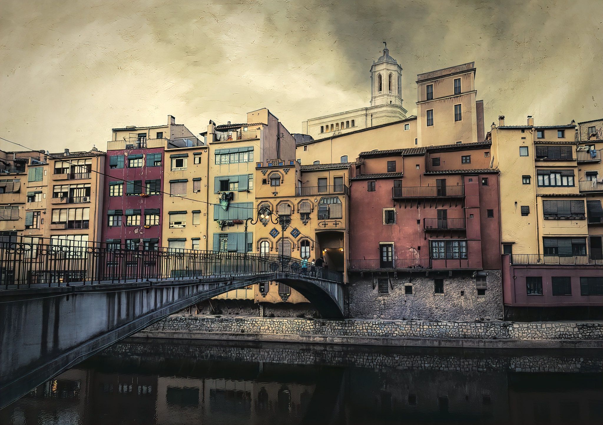 2048x1446 Wallpaper Catalonia, Girona, Old Town