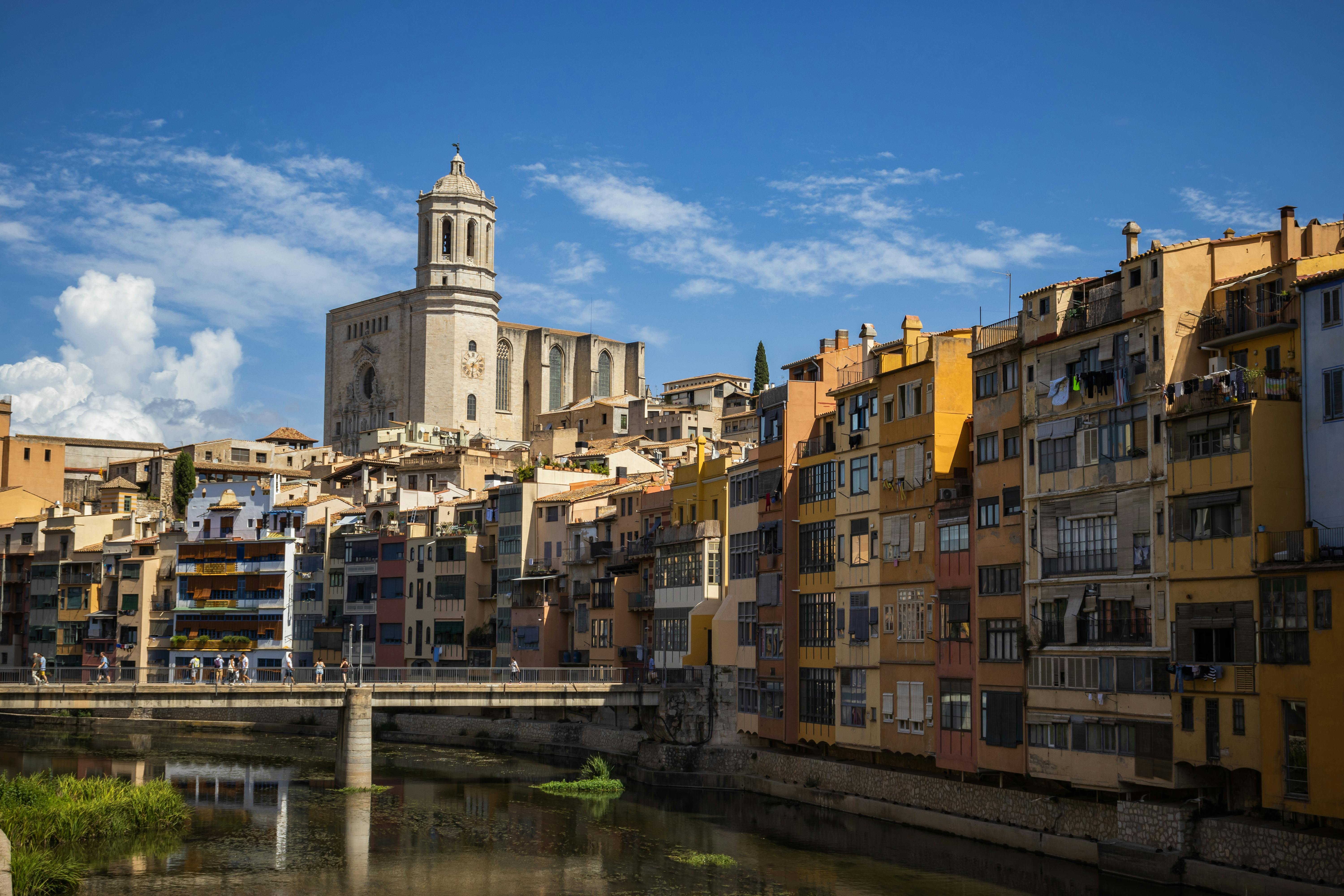 6000x4000 Buildings Near Water Channel · Free