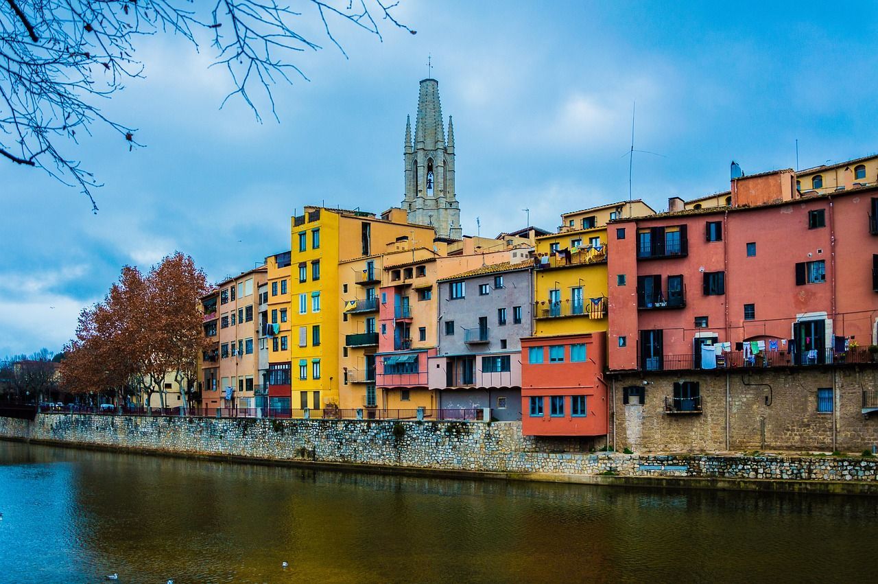 1280x851 Girona City River