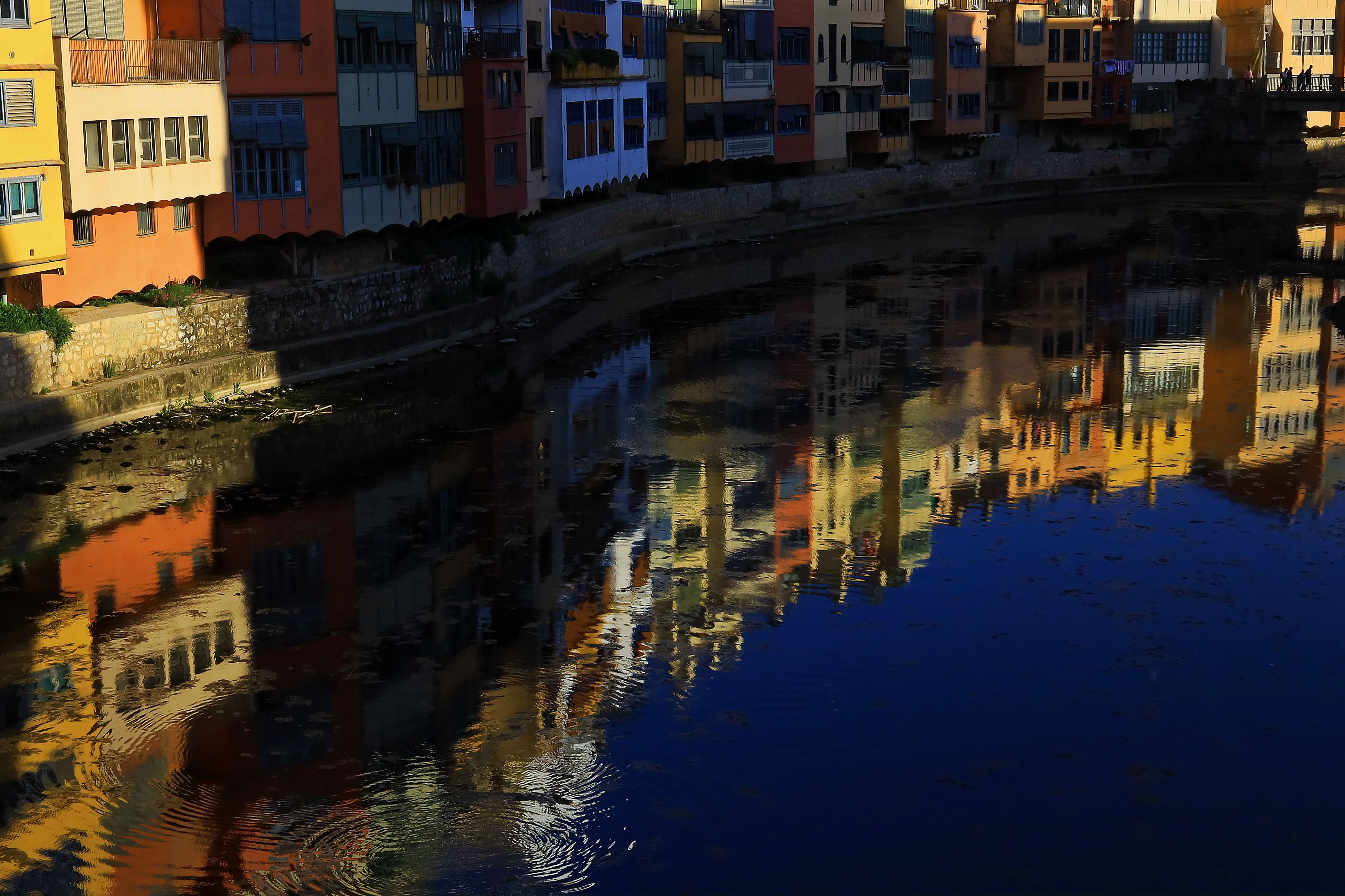 4176x2784 beauty, so many sieges in Girona, Spain