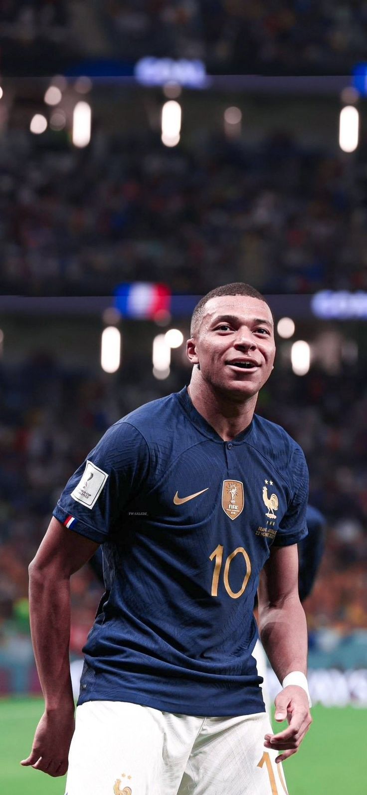 736x1593 Football Wallpaper