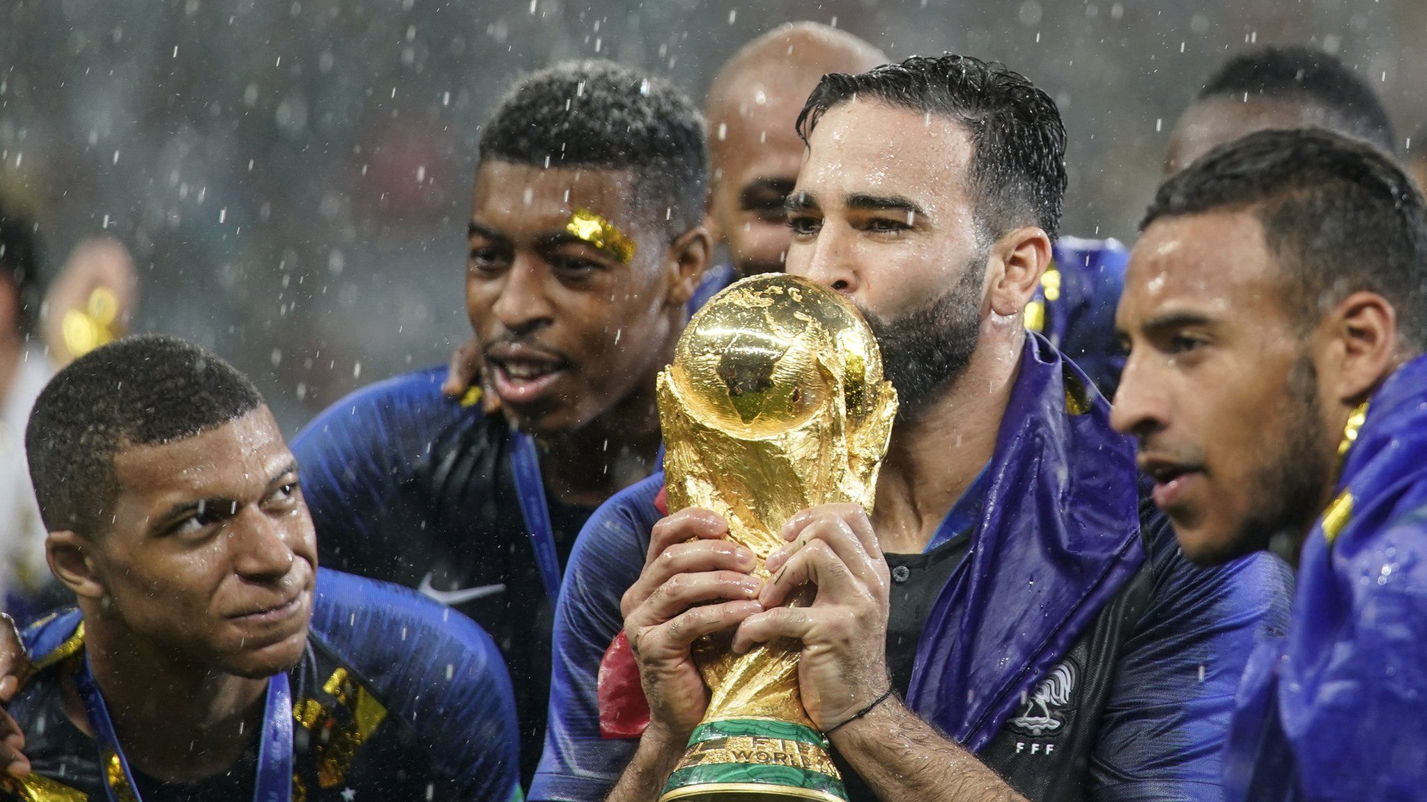 2048x1152 World Cup 2018: France complete two