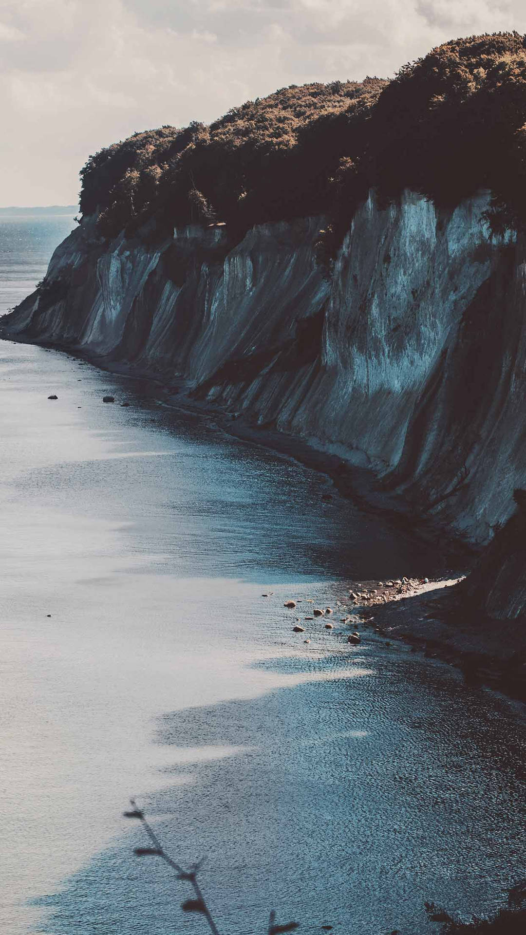 1080x1920 iPhone Xs Ocean Cliff Wallpaper