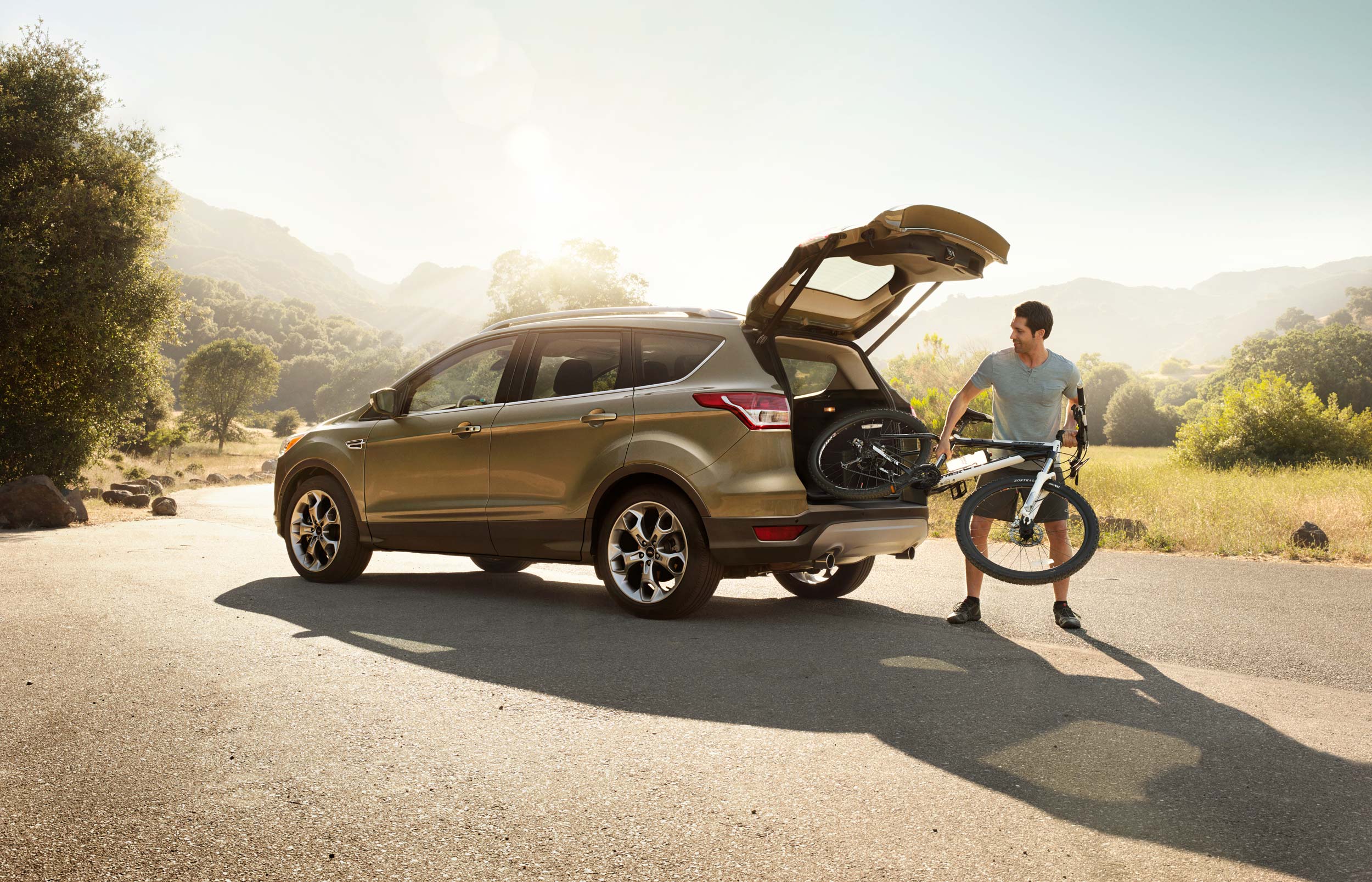 2500x1607 Ford Kuga & Focus Schmidt