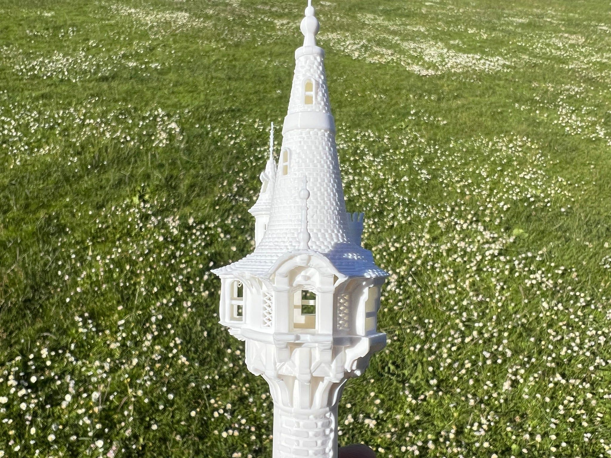 2048x1536 Miniature White N Scale Rapunzel Tower