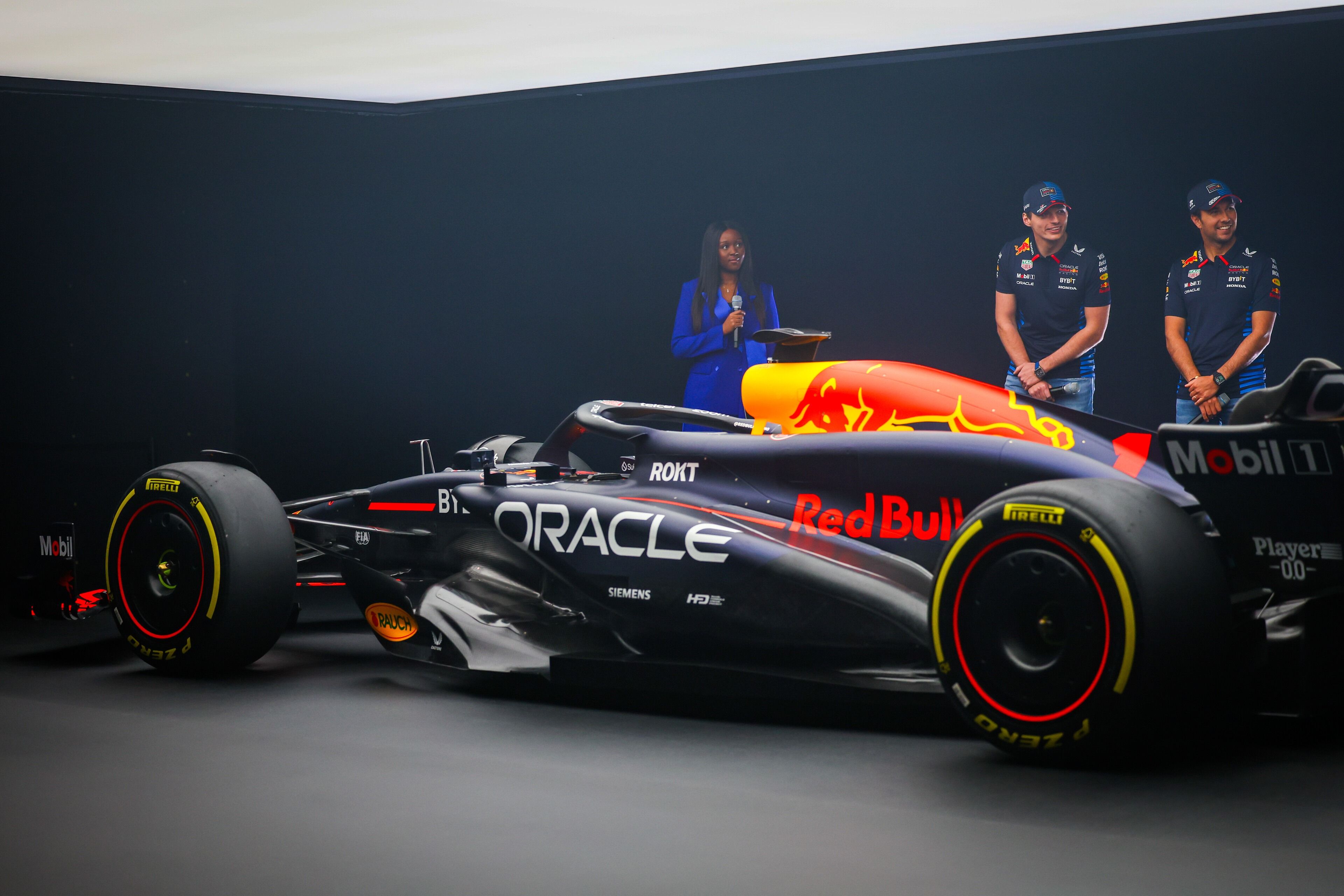 3840x2560 Red Bull RB20 F1 Car Launch Photo