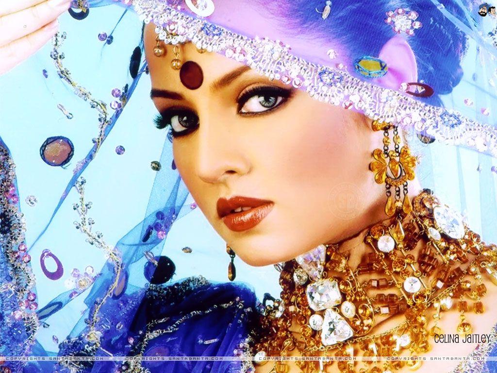1024x768 Hot Bollywood Heroines & Actresses HD Wallpaper I Indian