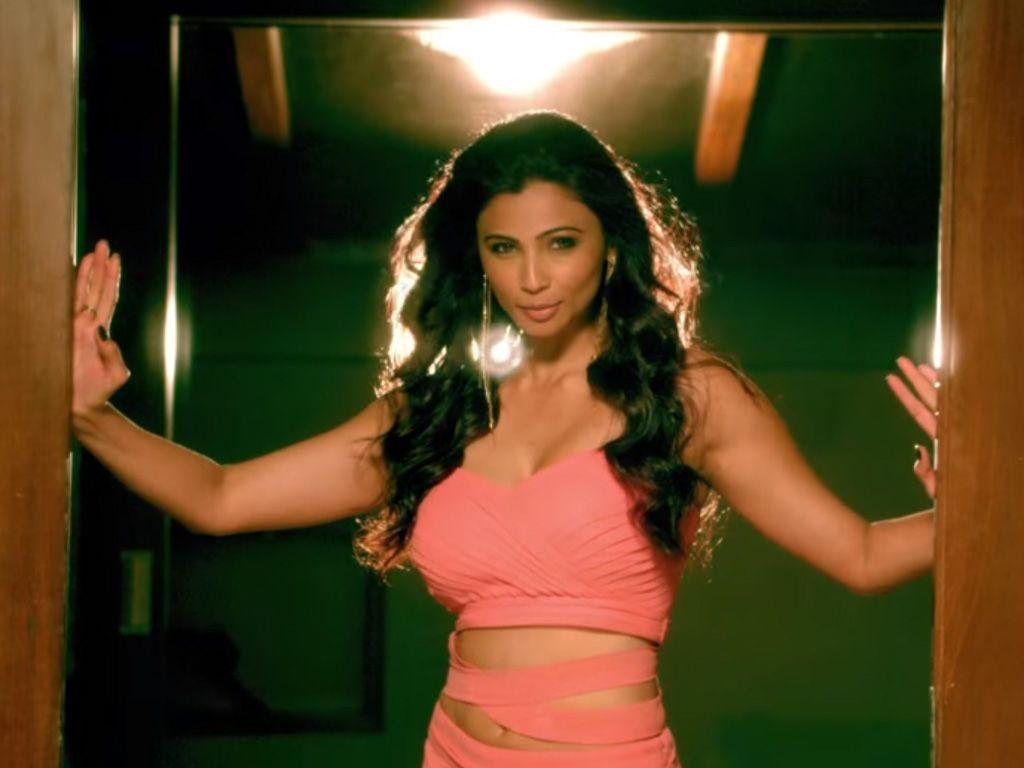 1024x768 Daisy Shah Wallpaper 8 X 768