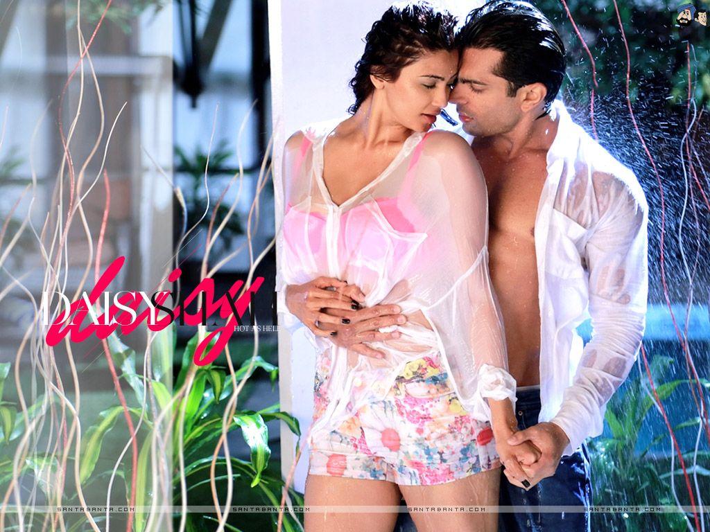 1024x768 Hot Bollywood Heroines & Actresses HD Wallpaper I Indian