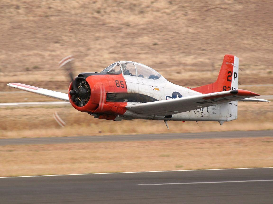 1152x864 military training aircraft wallpaper