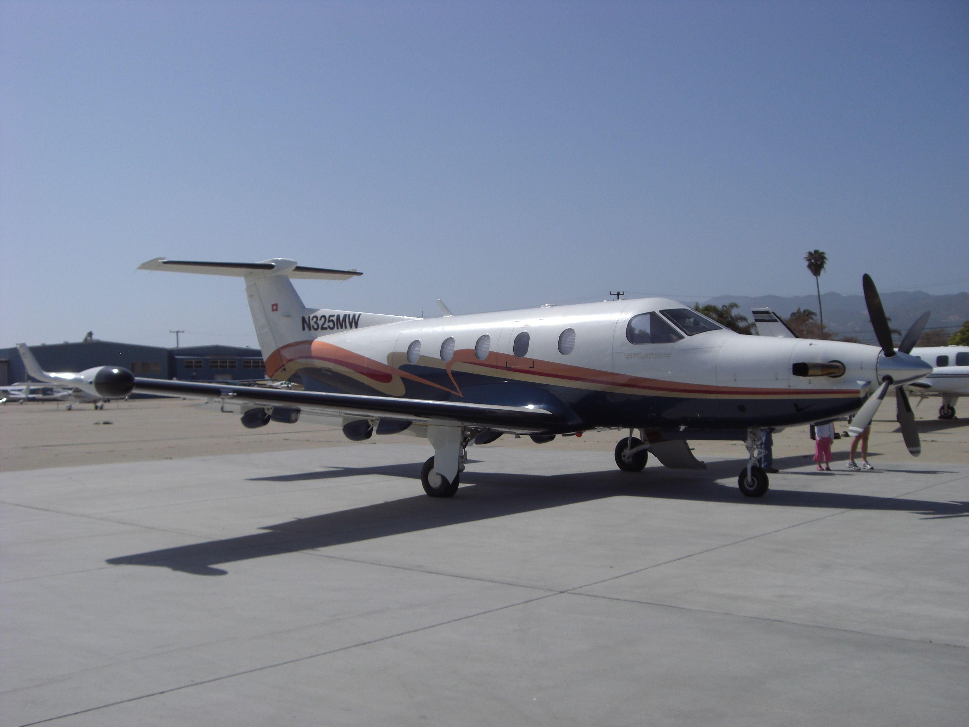 3264x2448 Pilatus PC 12