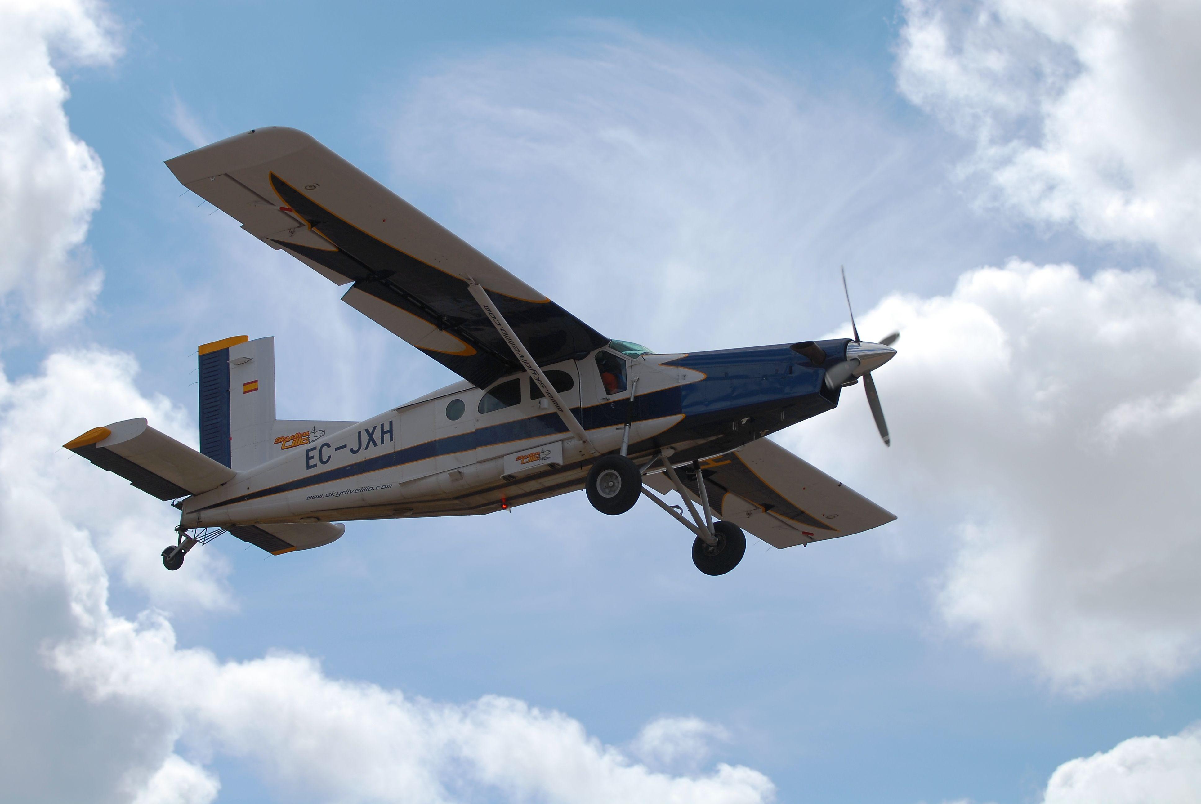 3872x2592 Pilatus PC6 Porter & Turbo Porter, picture, technical data, history