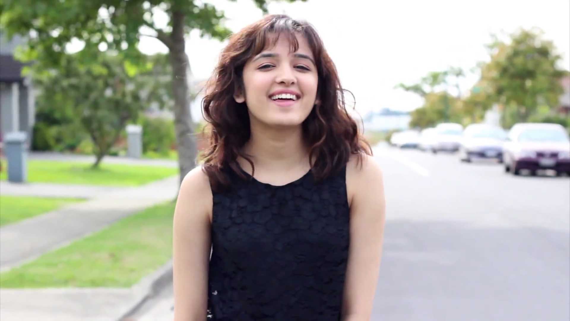 1920x1080 Shirley Setia Wallpaper