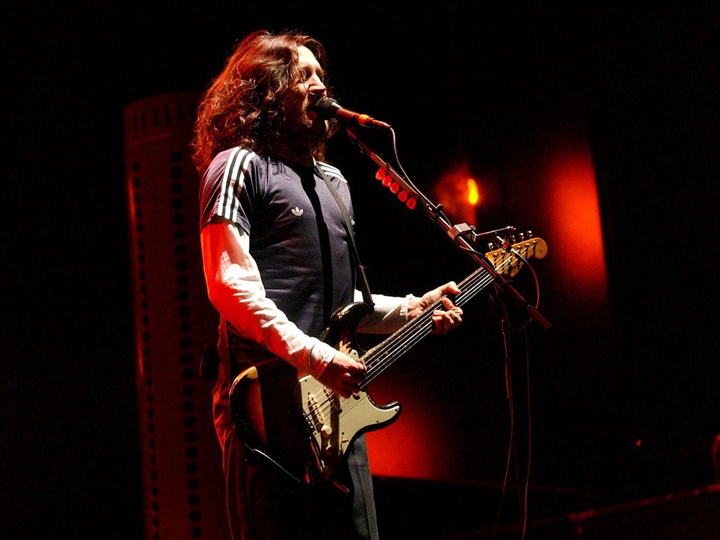 1400x1050 John Frusciante makes a guitar return on Dewa Budjana's