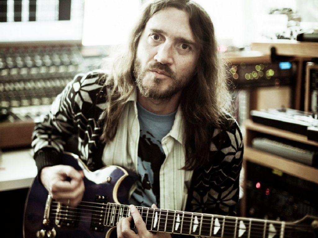1024x768 John Frusciante
