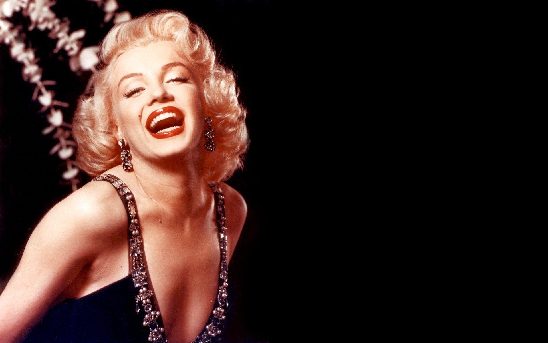 1920x1200 Free Marilyn Monroe Wallpaper PO2B8
