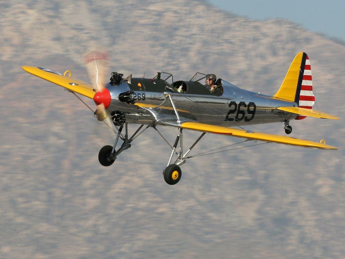 1152x864 military training aircraft wallpaper