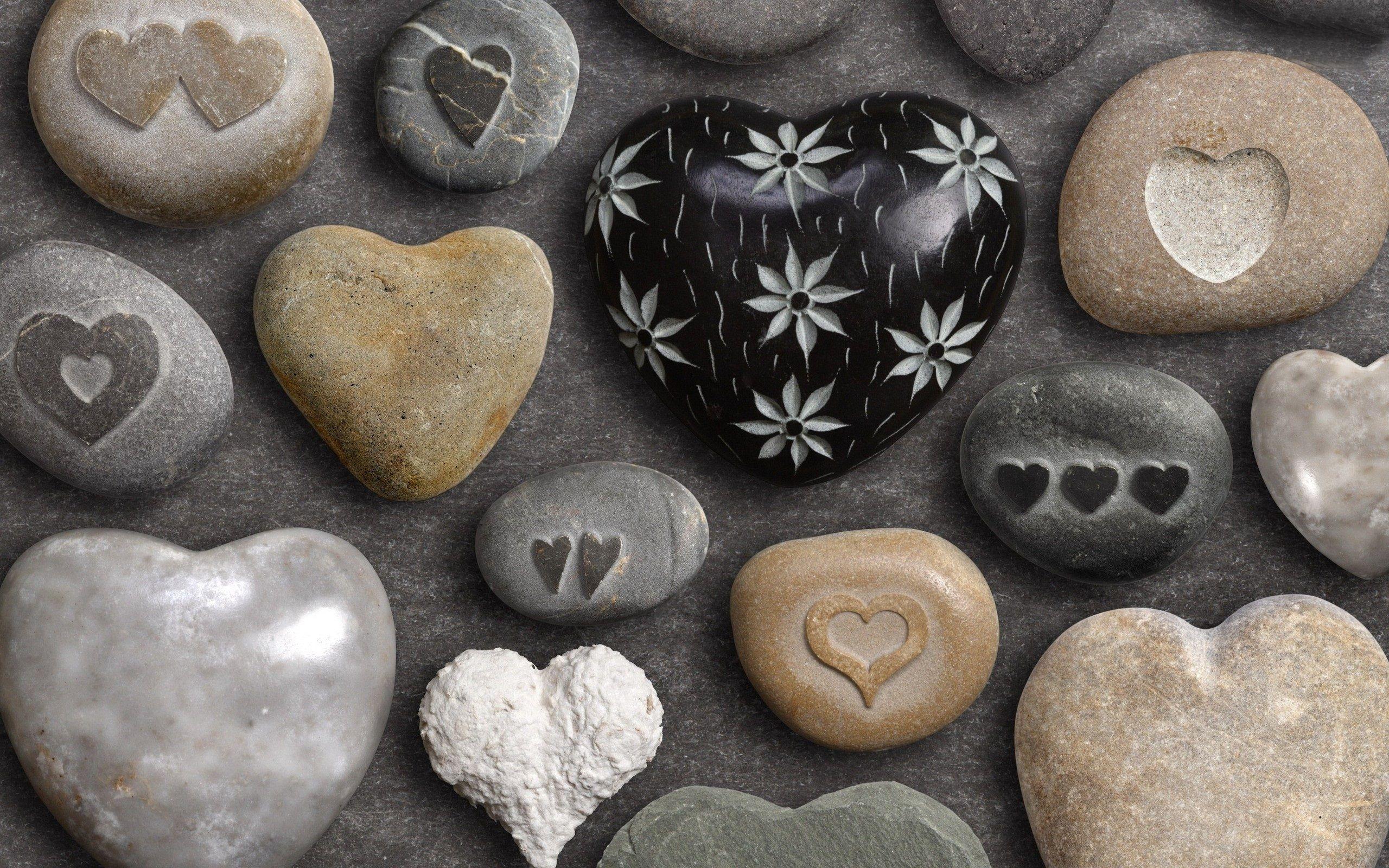 2560x1600 Heart Pebbles Wallpaper 27549