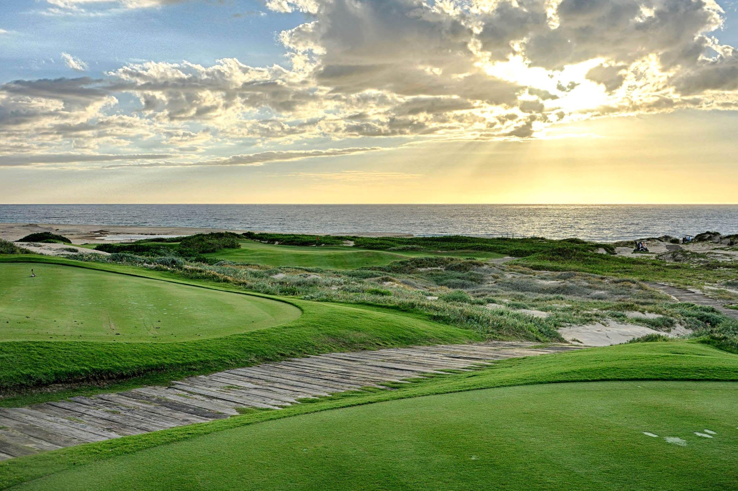 2350x1562 Beautiful, Golf, Wallpaper, HD Free Photo, Awesome Houses