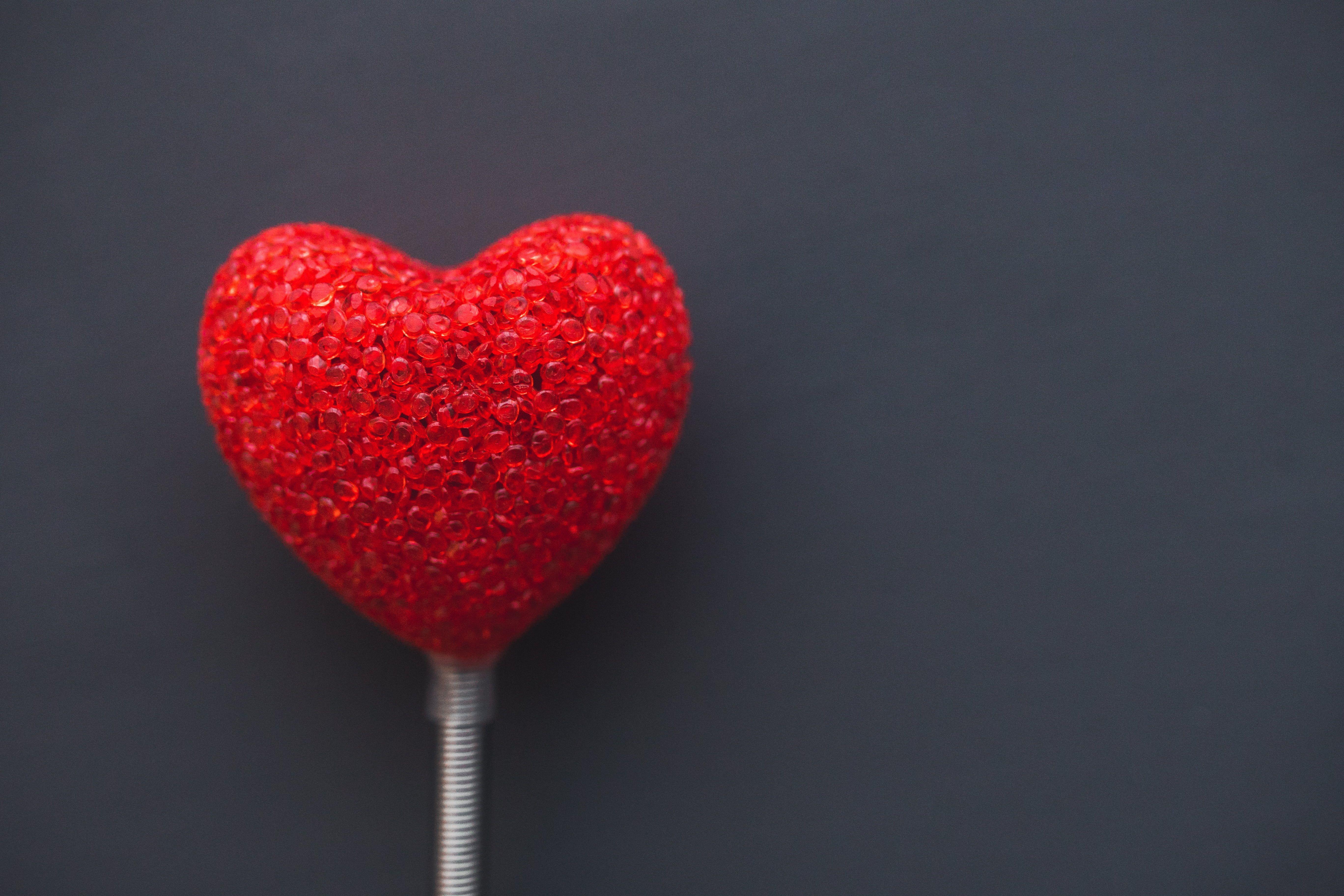 5472x3648 Big red heart on dark background HD wallpaper