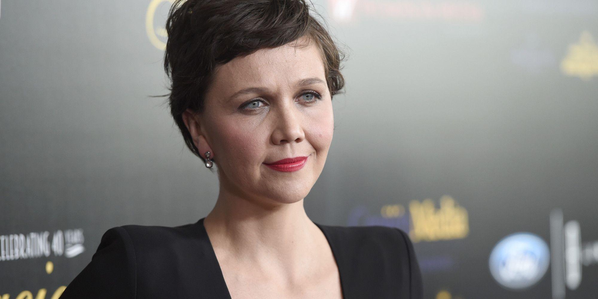 2000x1000 Actress Maggie Gyllenhaal Cute Picture And Beautiful