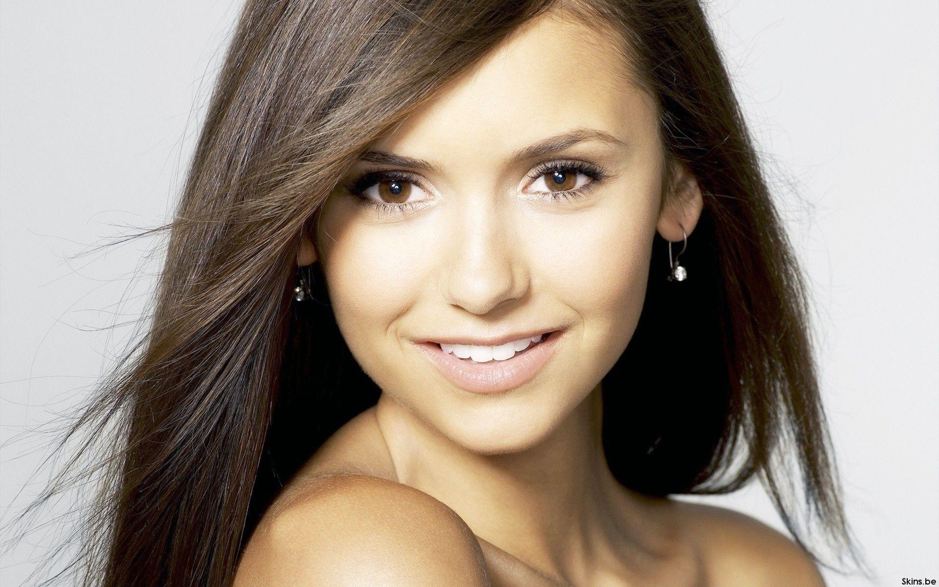 1920x1200 Nina Dobrev: 4: Desktop Background, Aspect Ratio