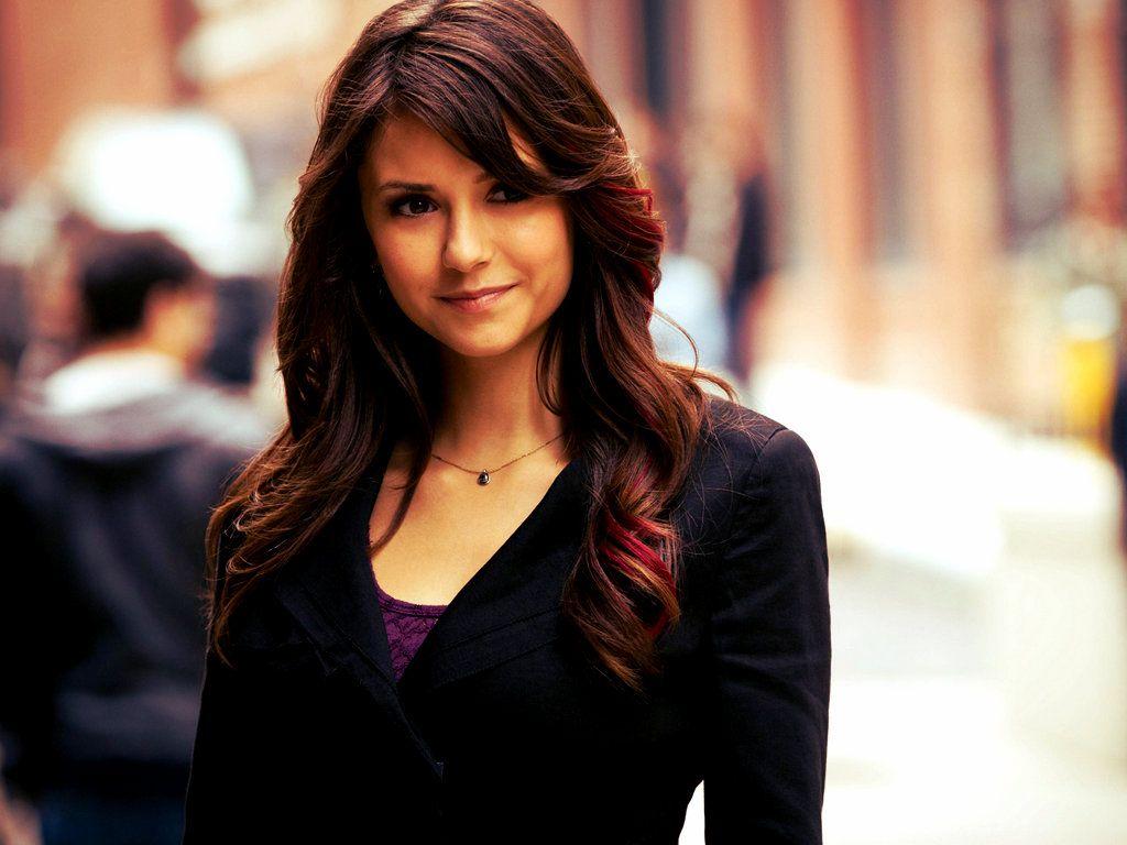 1024x768 Nina Dobrev Dobrev wallpaper