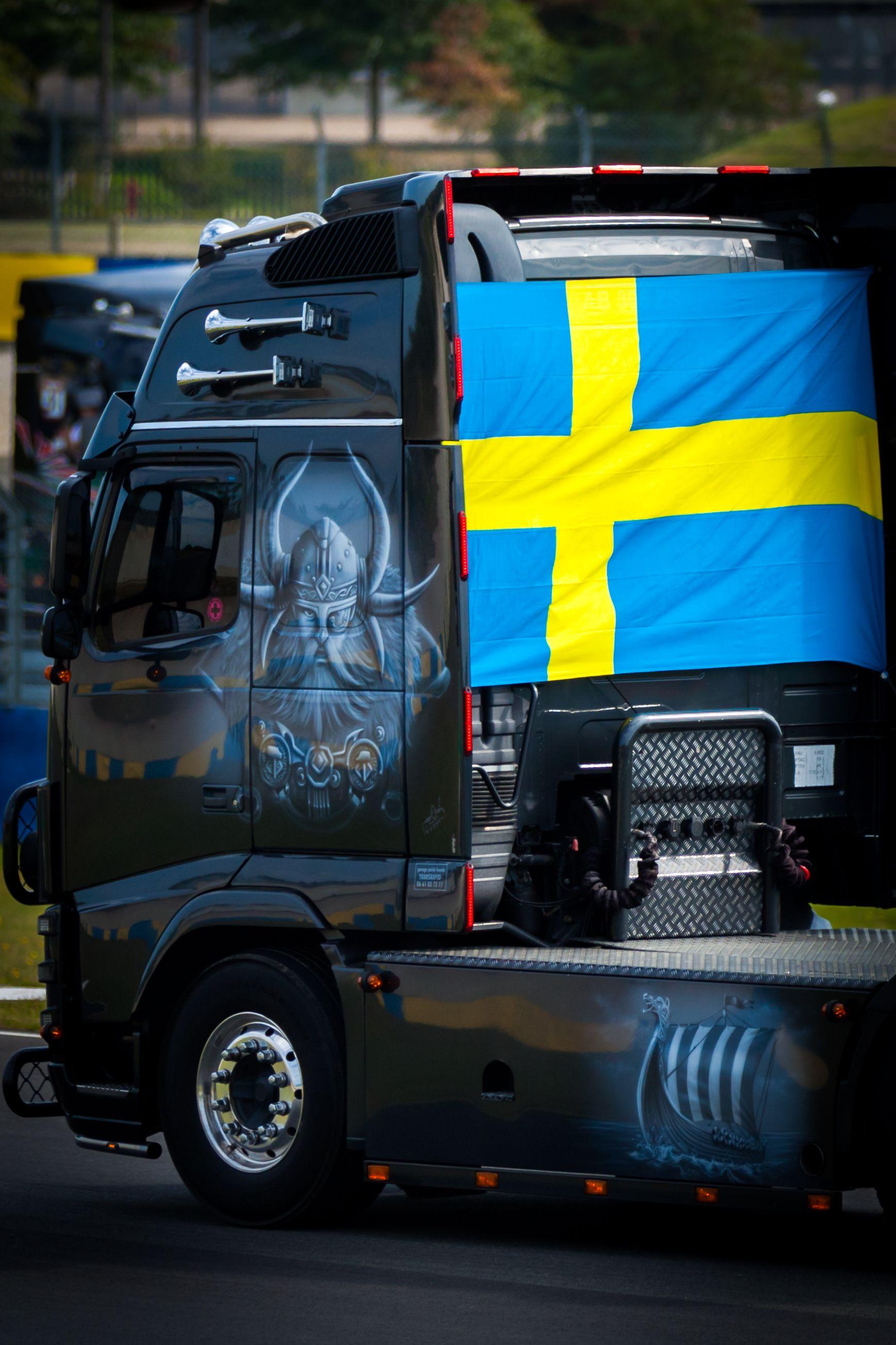 1737x2605 Volvo Wallpaper Free High Resolution Trucks Background Download