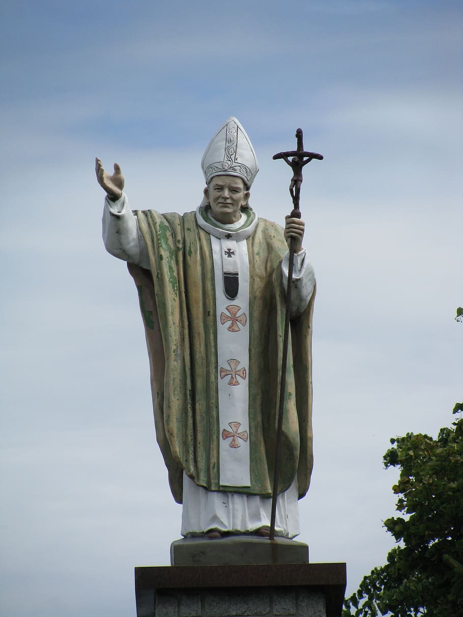 910x1213 HD wallpaper: figure, pope john paul ii, lichen, human