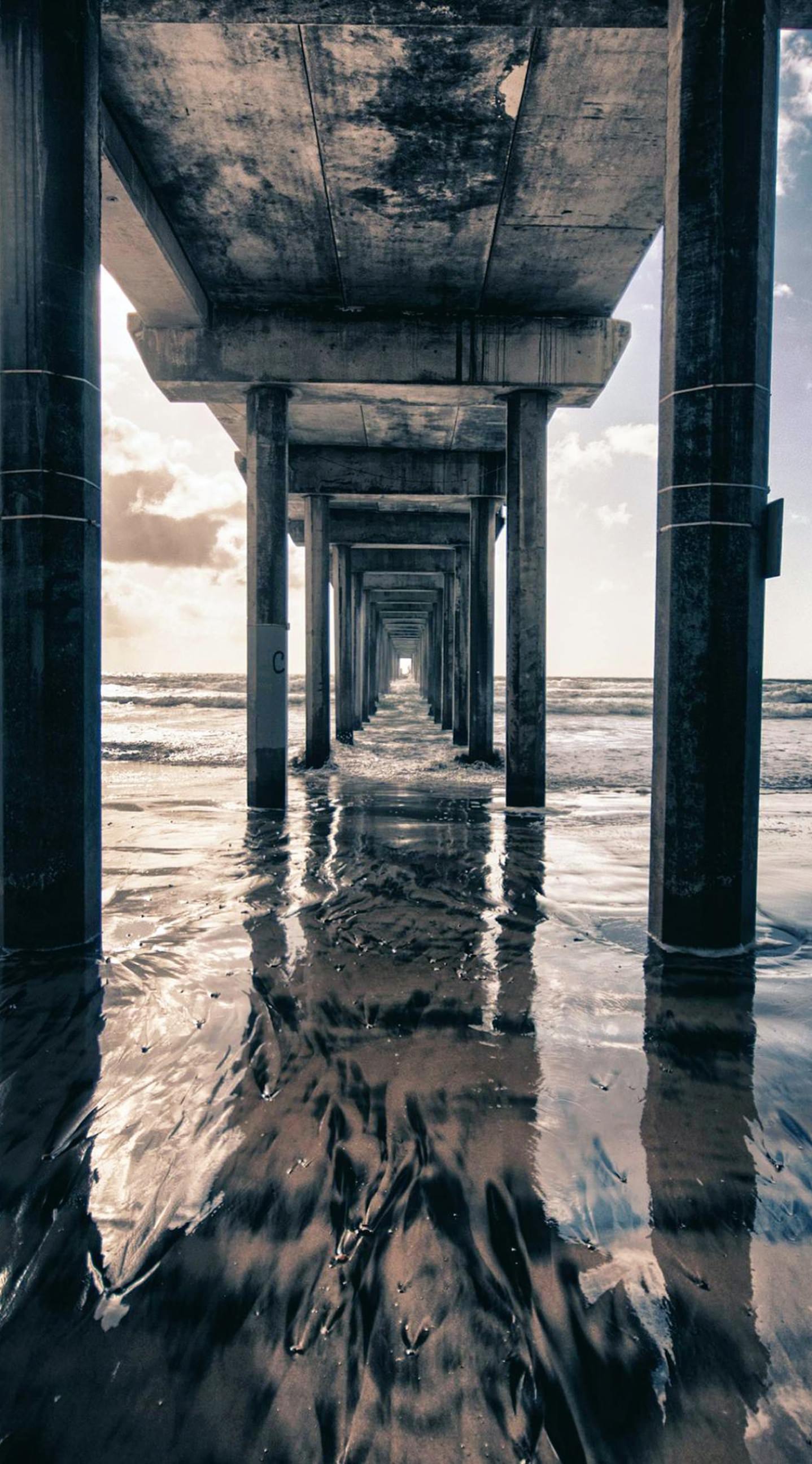 1438x2592 Modern landscape Hashi sea. wallpaper.sc iPhone6sPlus