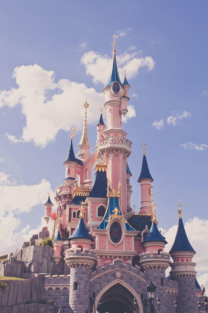 729x1094 Sleeping Beauty Castle in Disneyland Paris. Đⅈsℕⅇy