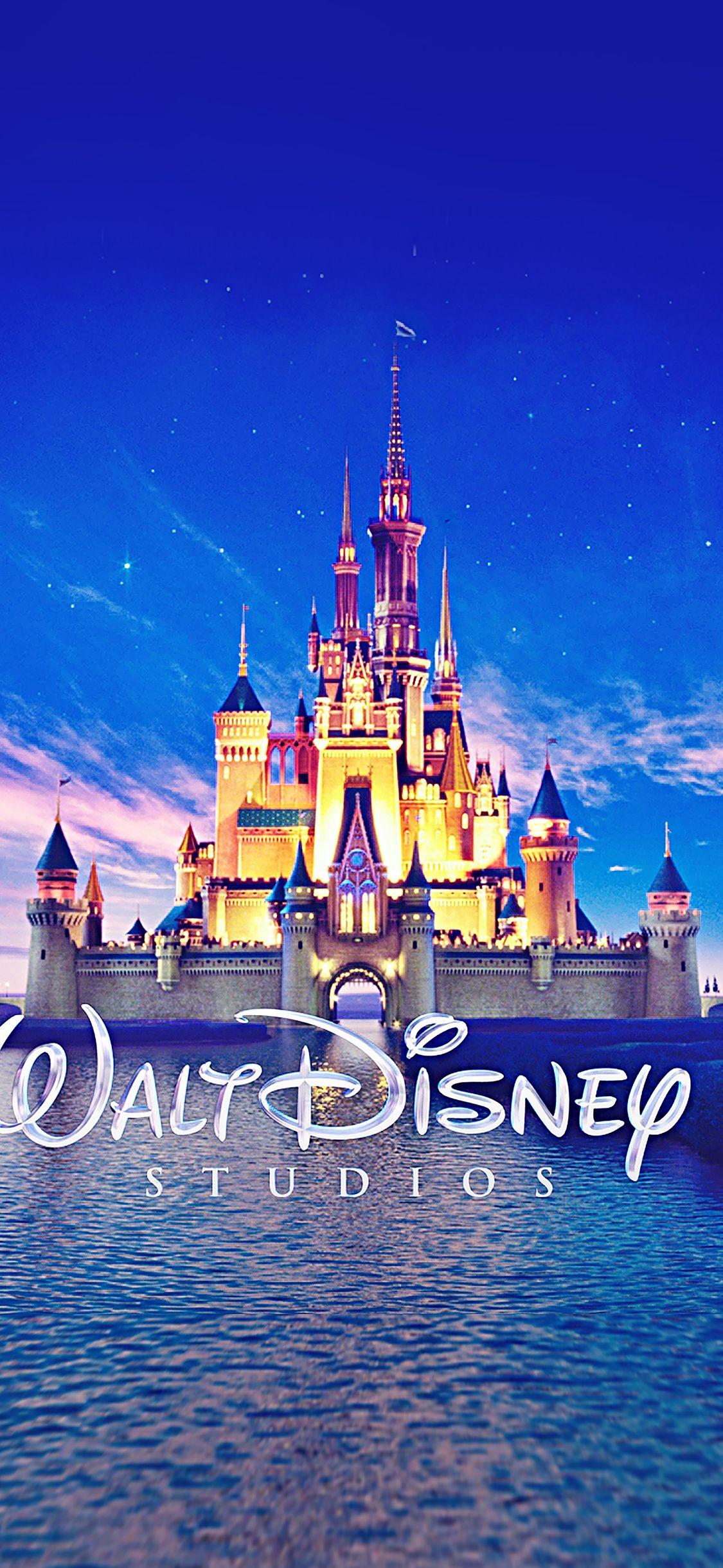 1125x2436 iPhonePapers walt disney studios castle illust