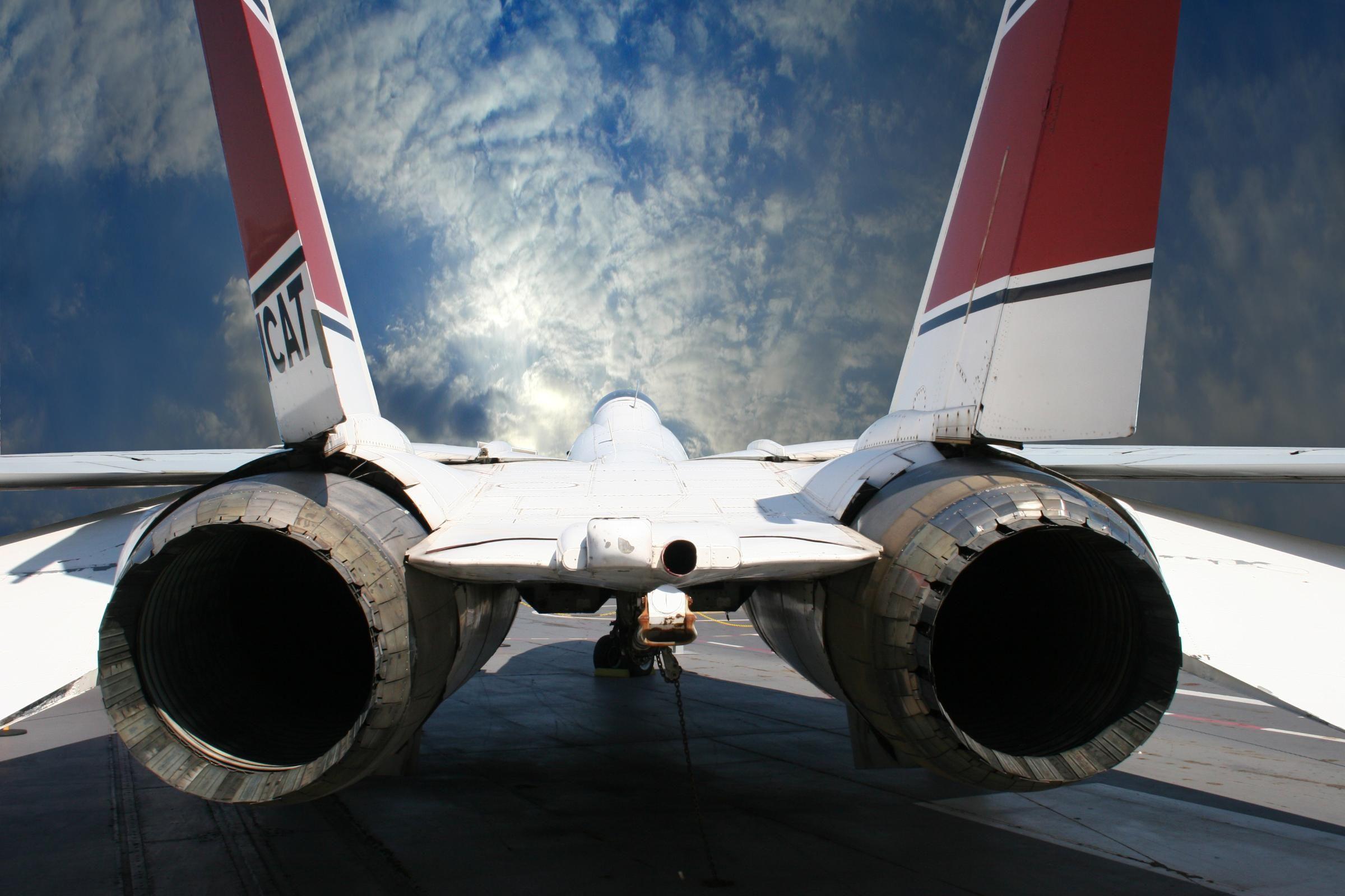2400x1600 Jet Fighter HD Wallpaper