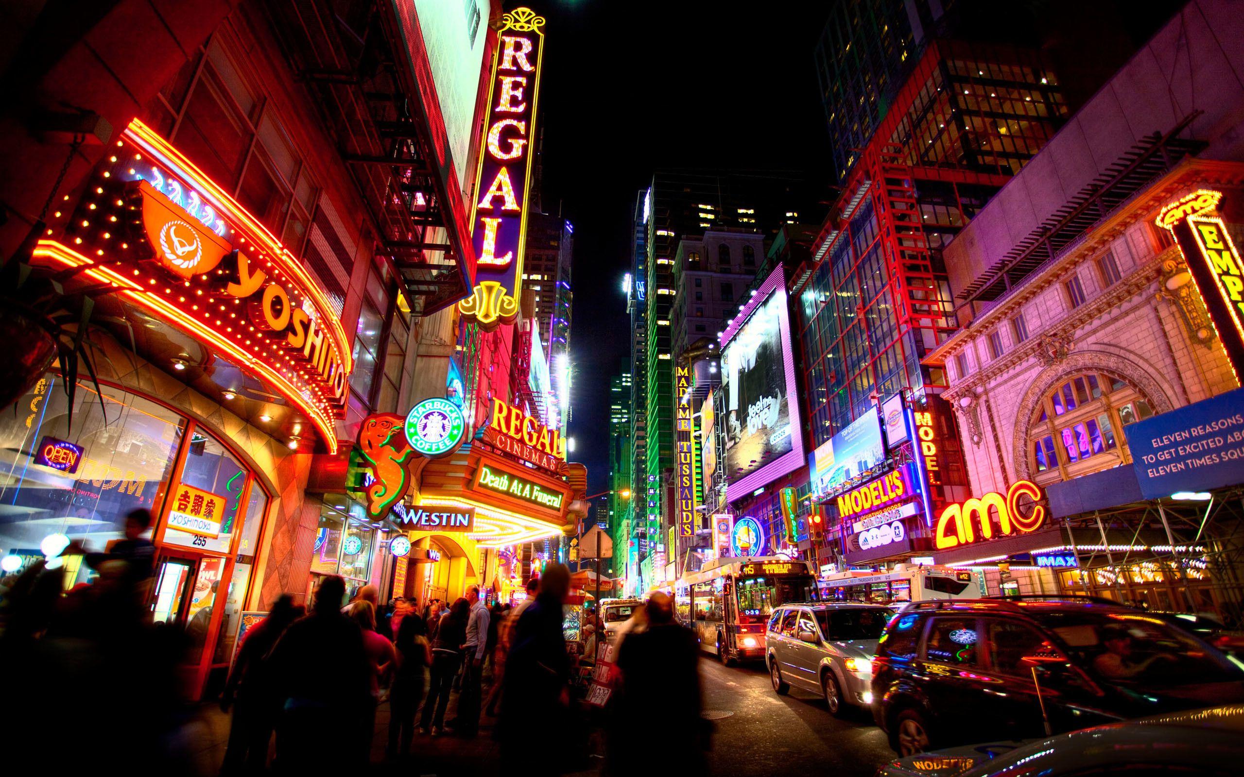 2560x1600 Times Square Wallpaper