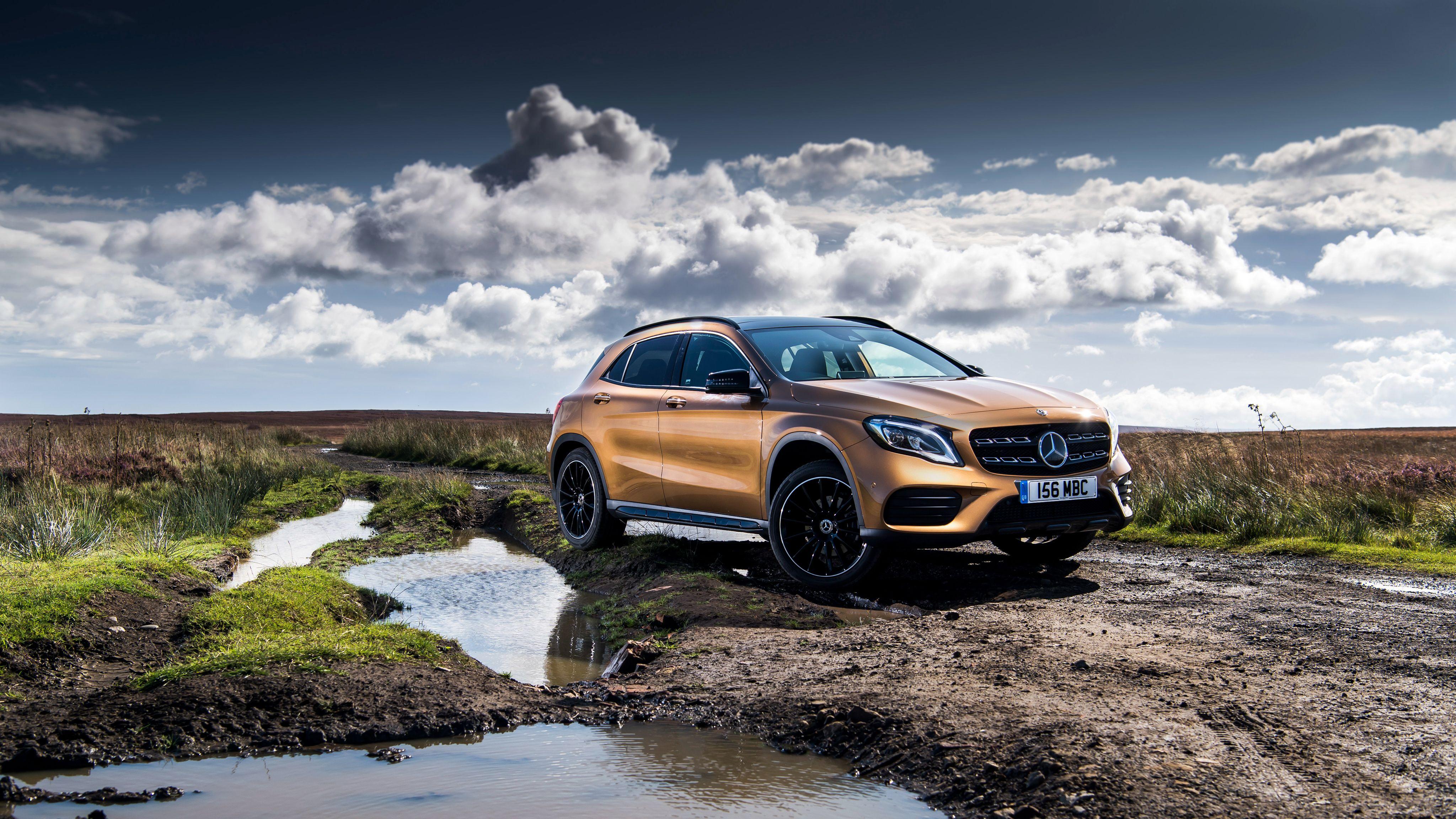 4096x2304 Mercedes GLA Wallpaper