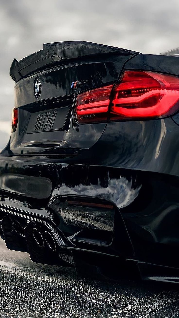 736x1308 Black BMW M3 Wallpaper