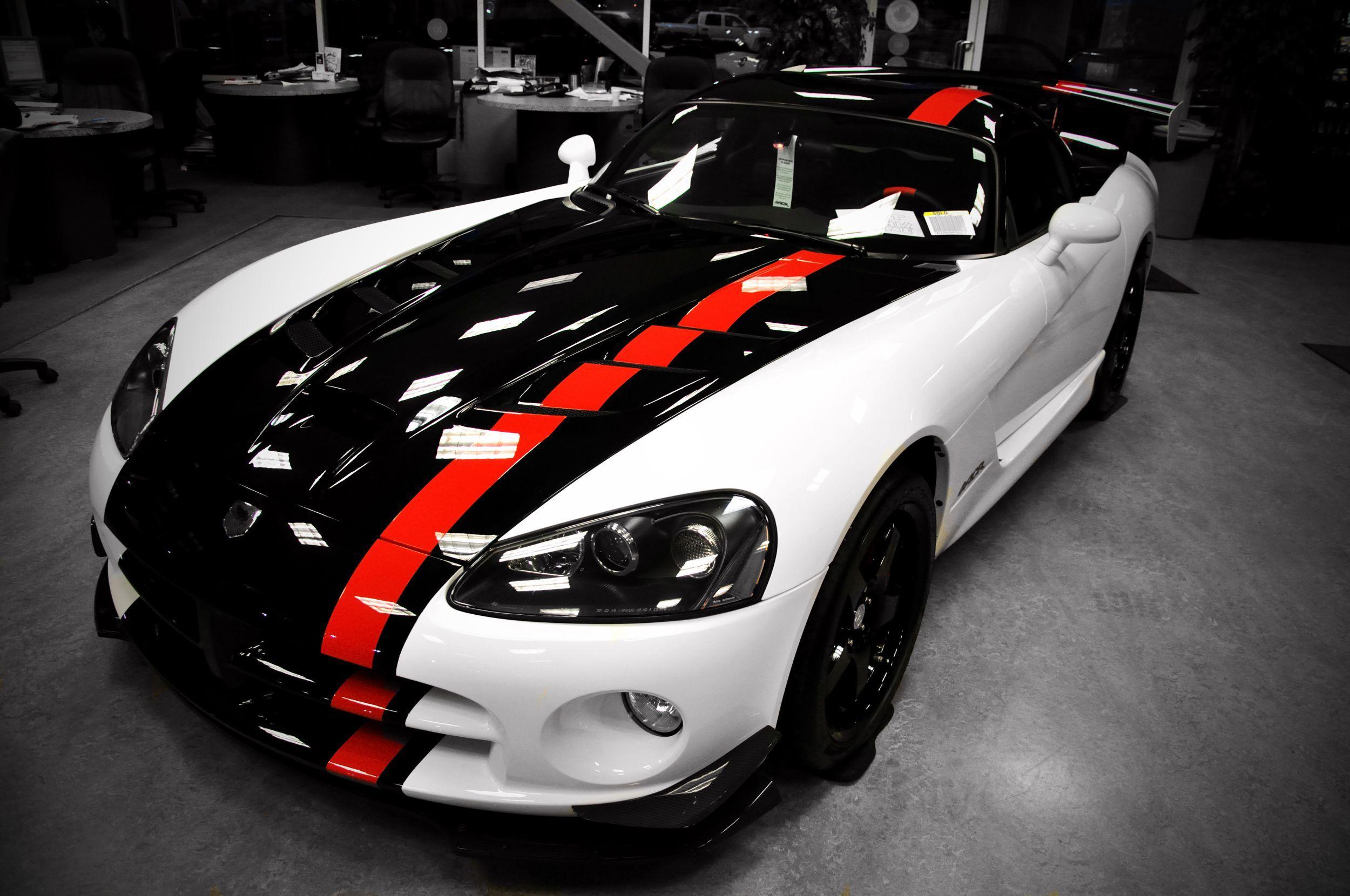 2500x1660 Dodge, SRT VIPER Wallpaper HD / Desktop and Mobile