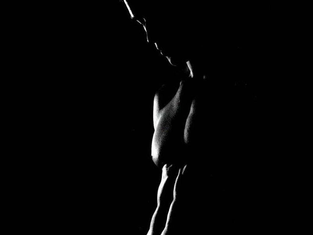 1024x768 Black Men Wallpaper