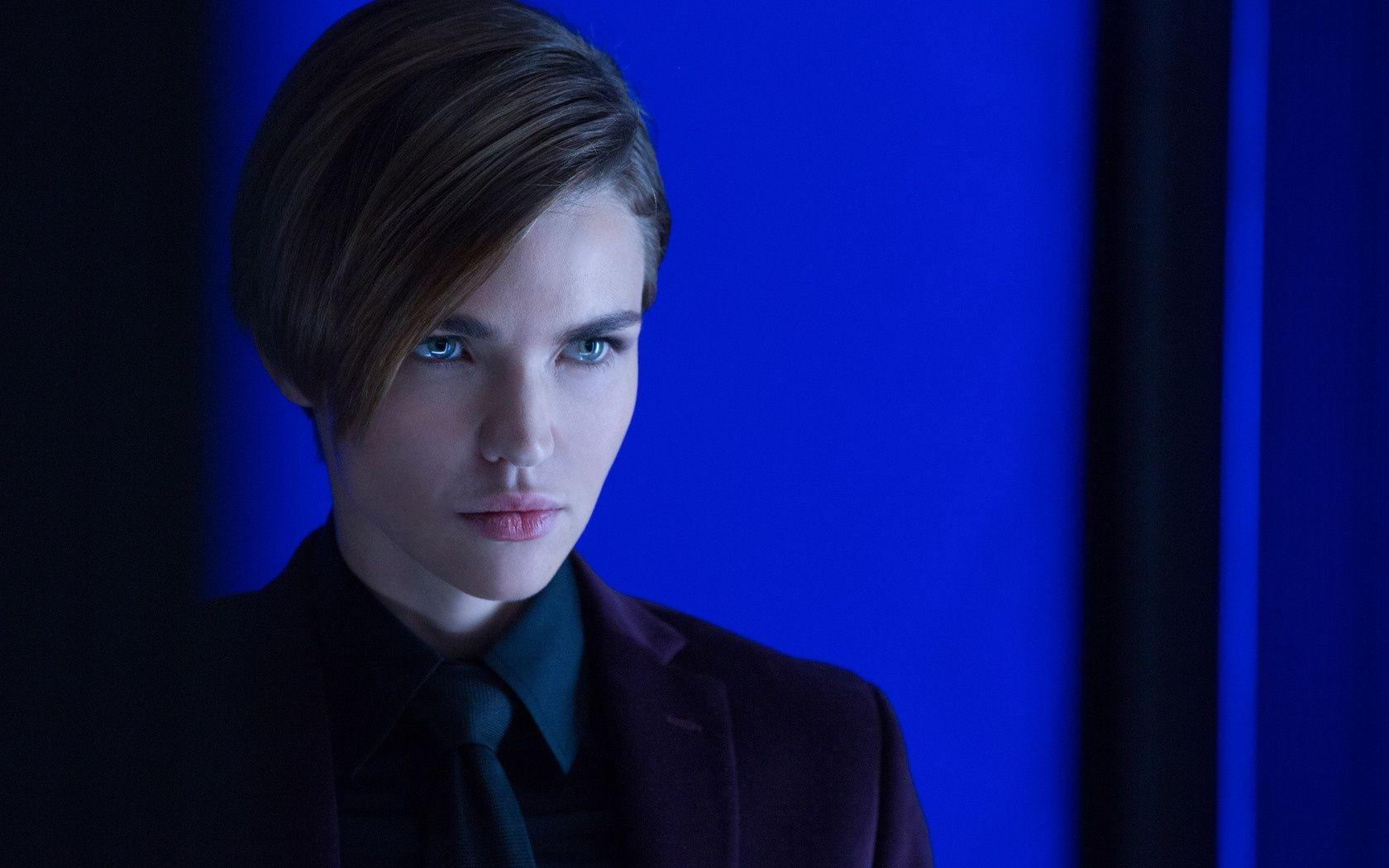 1680x1050 Ruby Rose John Wick Chapter 2 Wallpaper