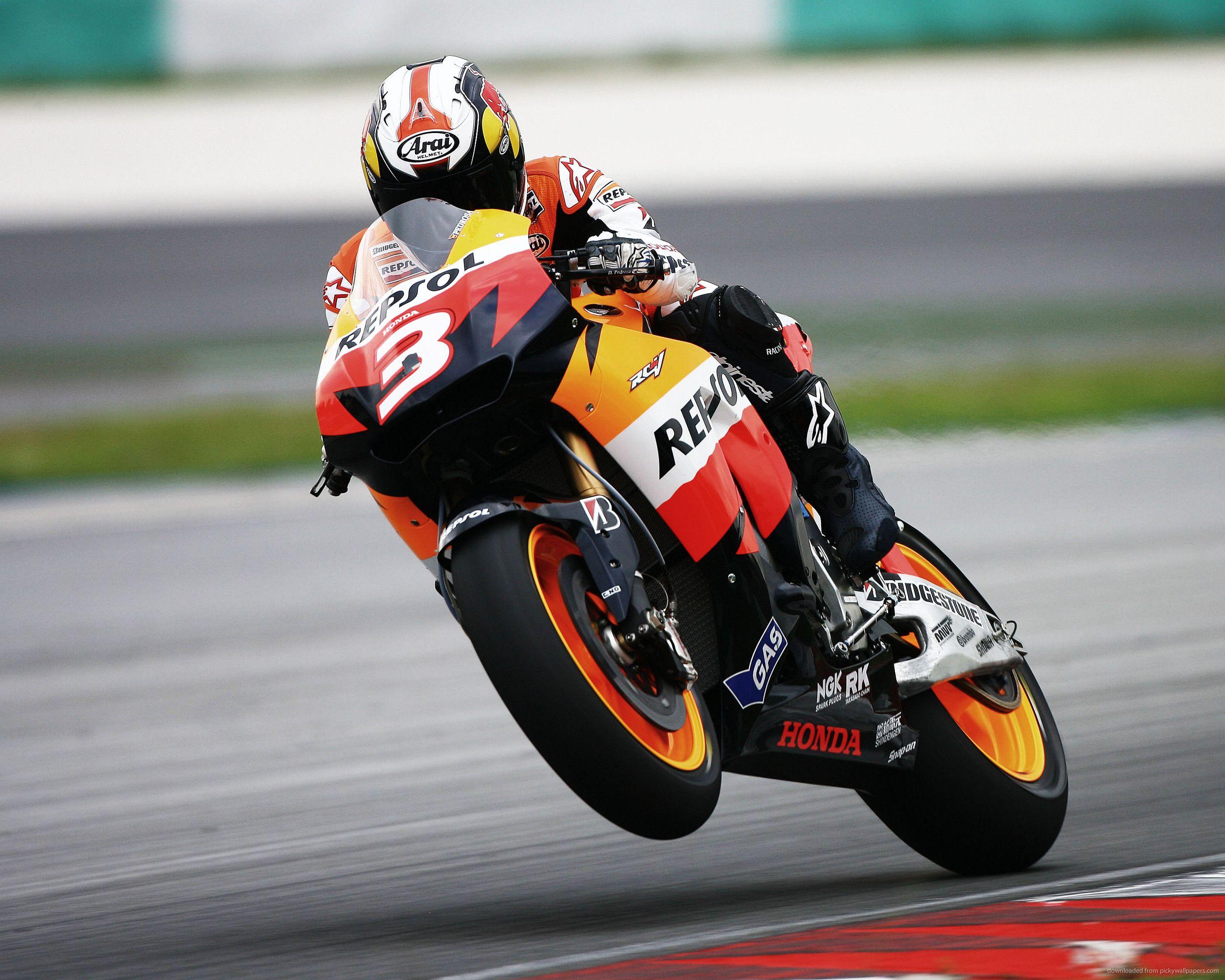 2560x2048 Dani Pedrosa Moto Gp Wallpaper