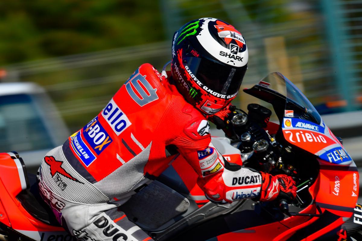 1200x800 Lorenzo: new parts “a step forward”. MotoGP™
