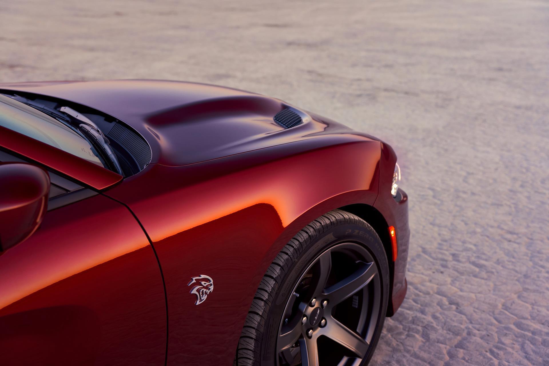 1920x1281 Dodge Charger SRT Wallpaper [HD]