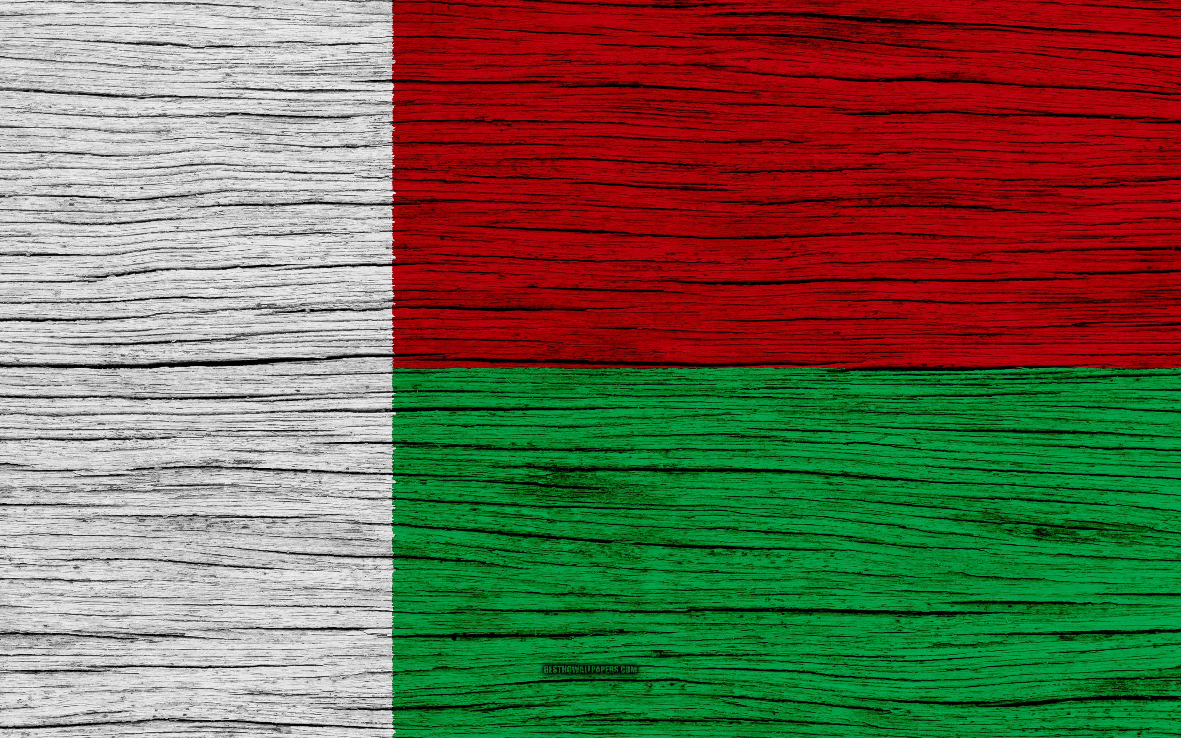 3840x2400 Madagascar Flag Wallpaper