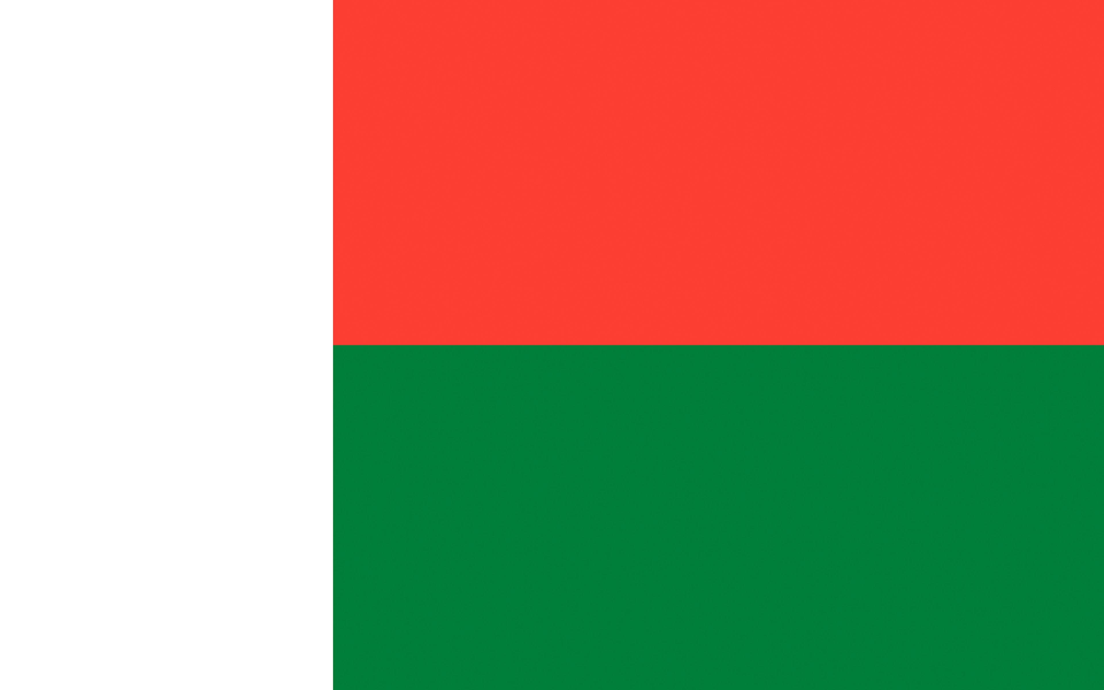 3840x2400 Picture Madagascar Flag Stripes 3840x2400