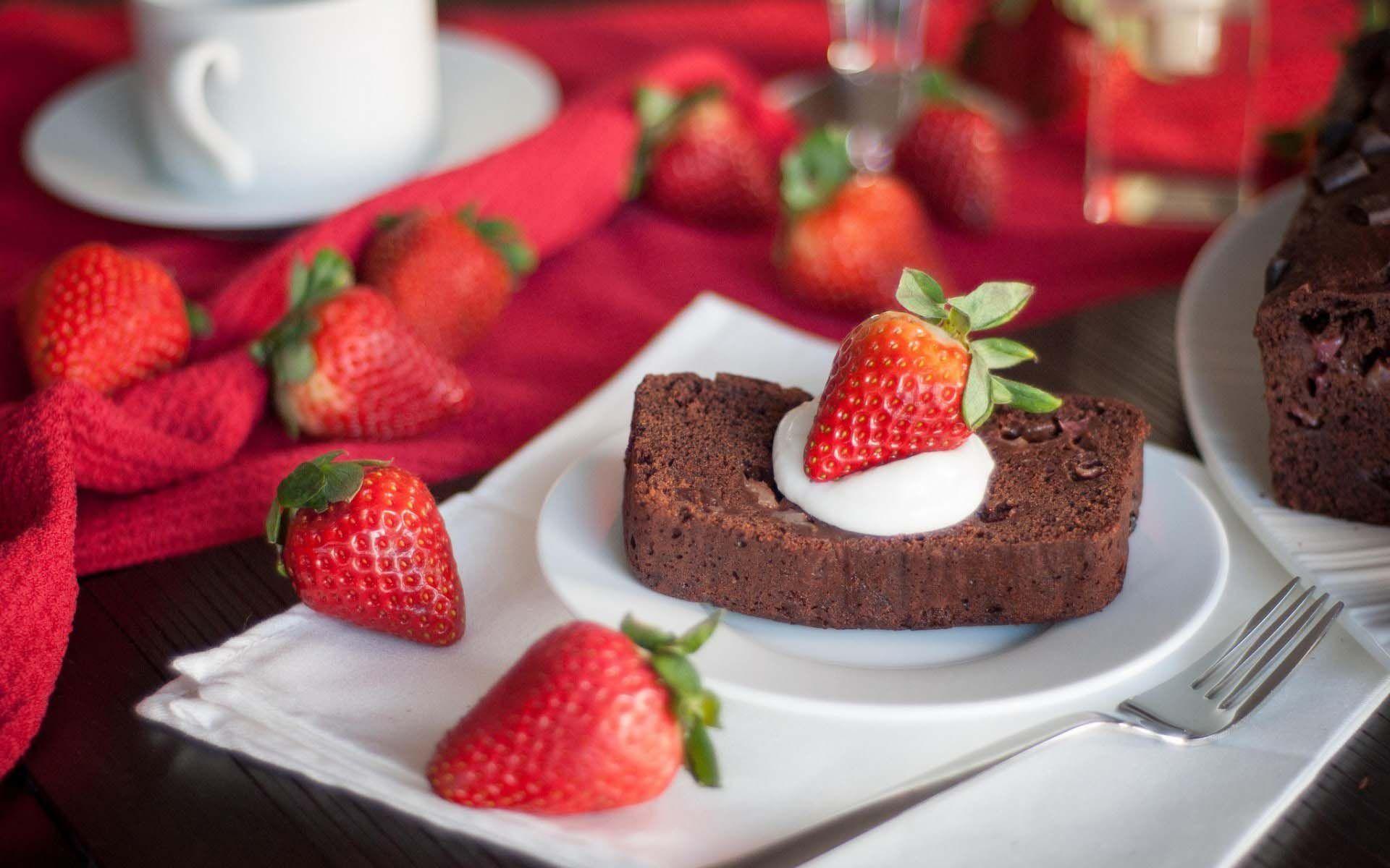 1920x1200 Dessert Cake Strawberries Berries Sweet Food. HD Chocolates