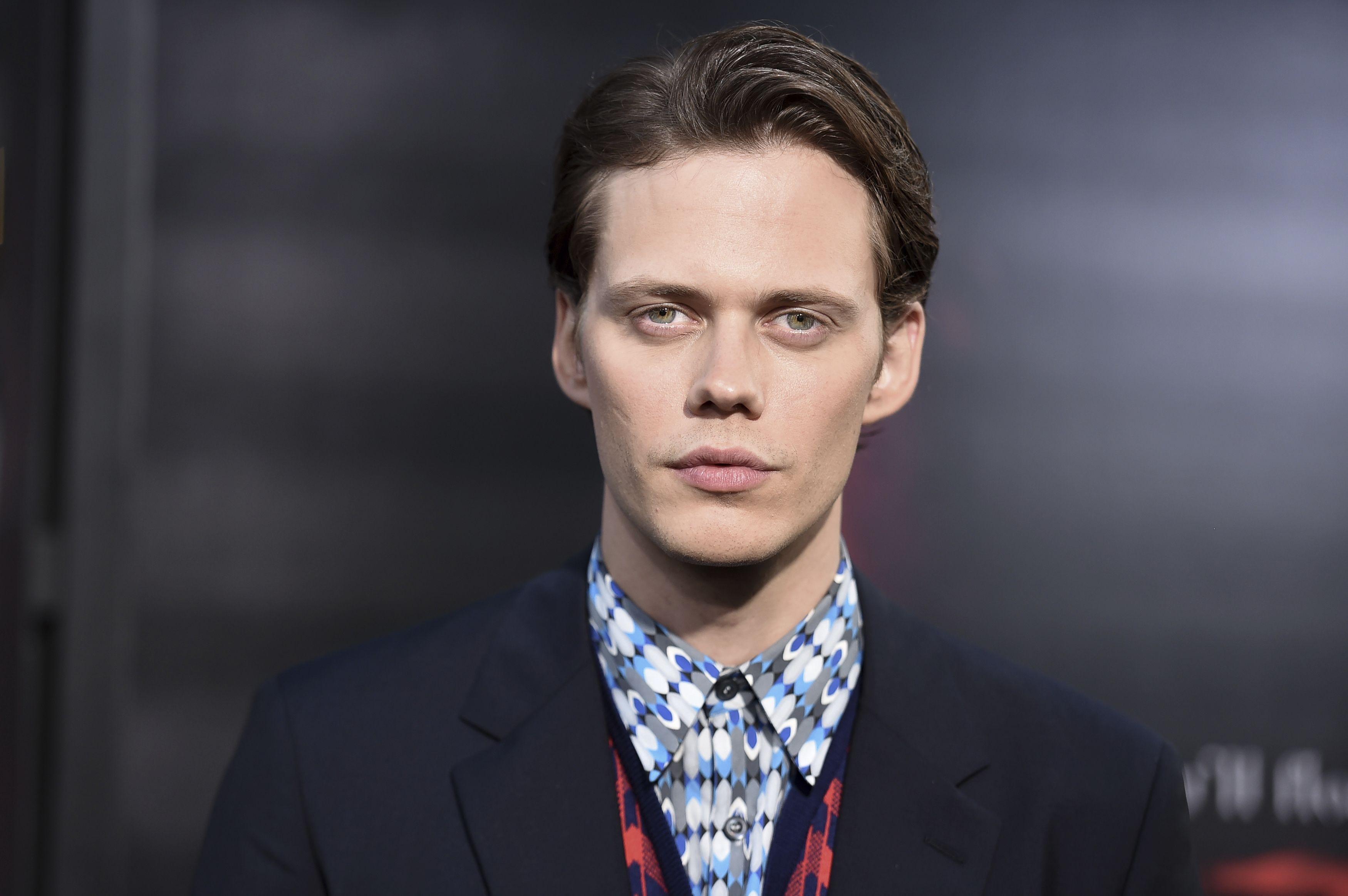 Hình nền HD 3500x2326 Bill Skarsgård